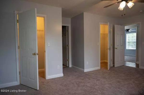 145 Joy Ct Ct, Radcliff, KY 40160