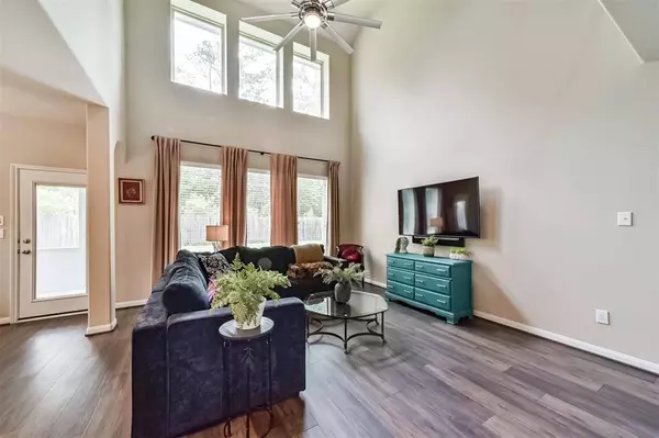 2667 Cedar Path LN, Conroe, TX 77385