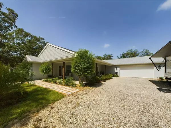 7084 S Denhoff PT, Lecanto, FL 34461