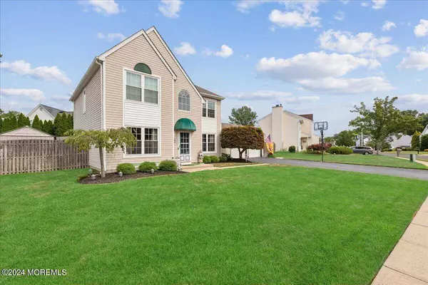 64 Sherrybrooke Drive, Howell, NJ 07731