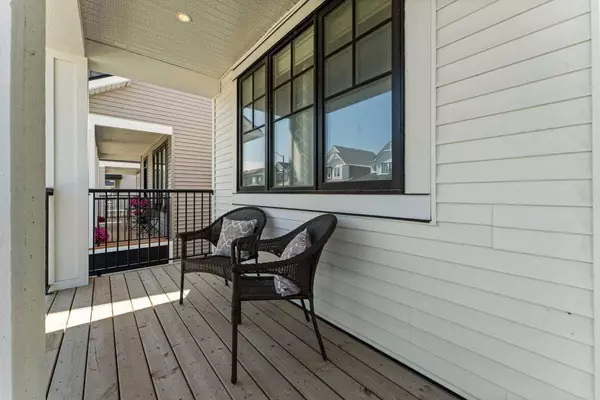 135 Ellen RD, Crossfield, AB T0S 0M0