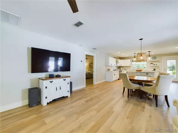 7084 S Denhoff PT, Lecanto, FL 34461