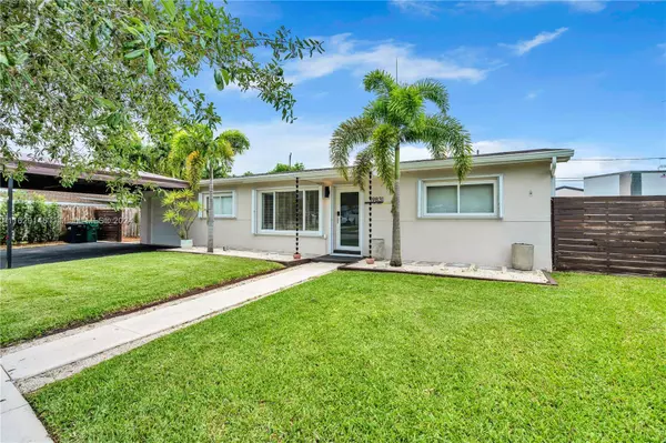 19831 Kingston Dr, Cutler Bay, FL 33157