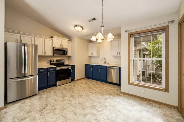 6180 Walnut Unit 84, Cudahy, WI 53110