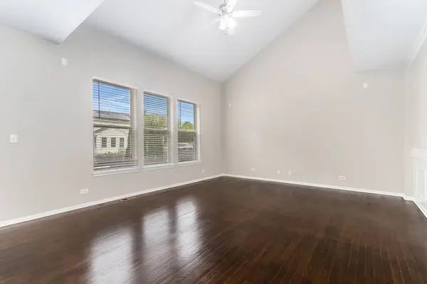 2895 Adam Avenue, Montgomery, IL 60538