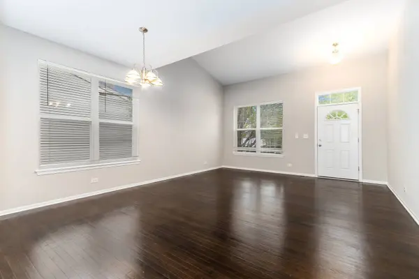 2895 Adam Avenue, Montgomery, IL 60538