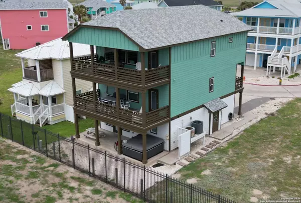 162 La Concha Blvd Unit#7, Port Aransas, TX 78373