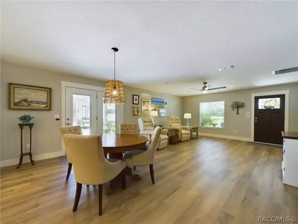 7084 S Denhoff PT, Lecanto, FL 34461