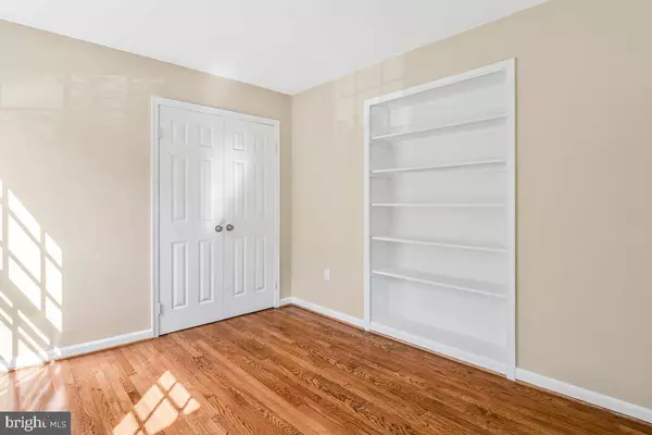 12563 CAVALIER DR, Woodbridge, VA 22192