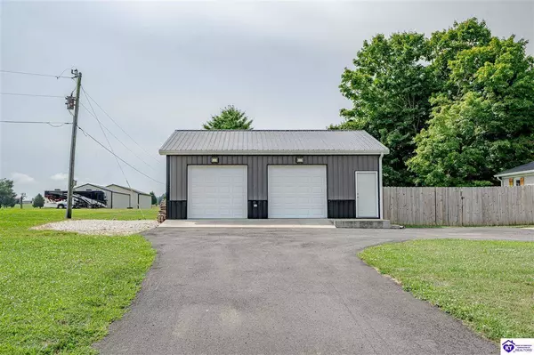 704 Ferrill Hill Road, Buffalo, KY 42716