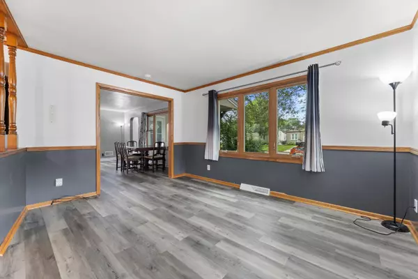 1017 S 115th, West Allis, WI 53214