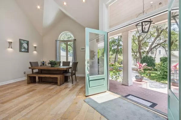 42 LAUREL OAK Road, Fernandina Beach, FL 32034