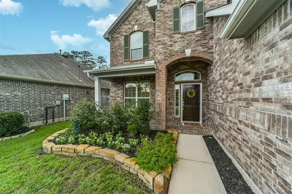 2667 Cedar Path LN, Conroe, TX 77385