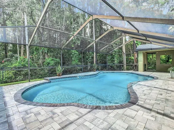 6711 FRONTIER LN, Tampa, FL 33625