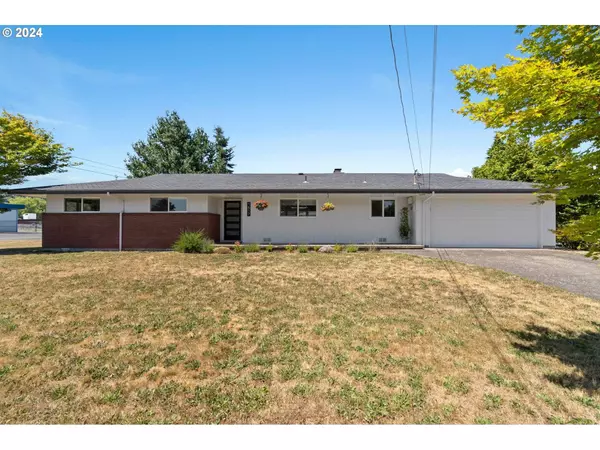 1617 NE IONE LOOP, Camas, WA 98607