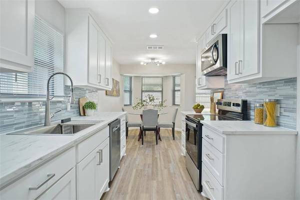 8433 Glenann Drive, North Richland Hills, TX 76182