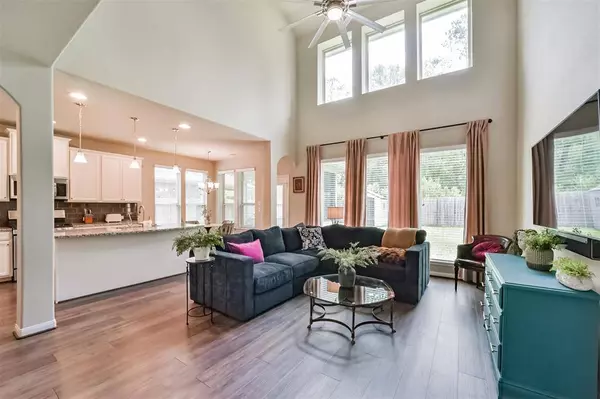 2667 Cedar Path LN, Conroe, TX 77385