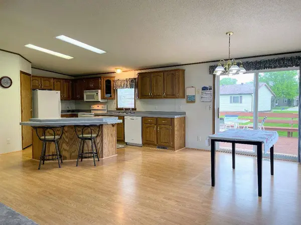 105 Allwood CT, Thief River Falls, MN 56701