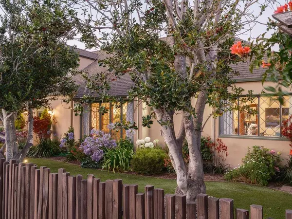 703 Ocean AVE, Monterey, CA 93940