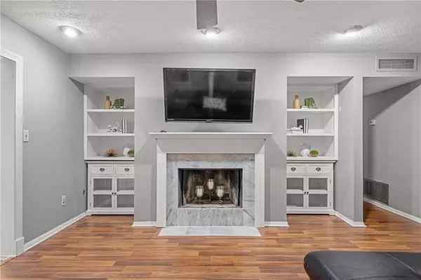 211 River Mill CIR, Roswell, GA 30075