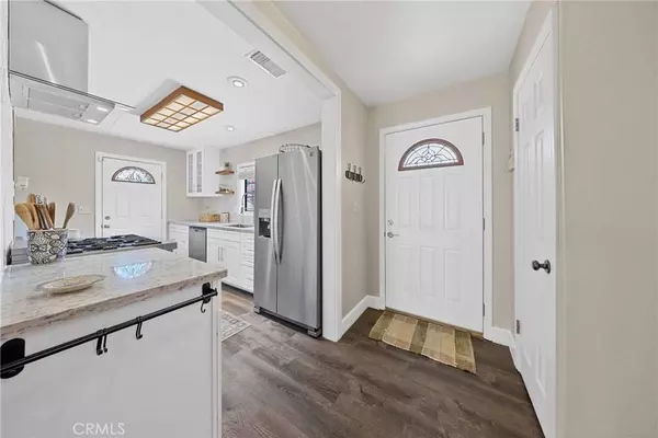 609 Hibiscus DR, Redlands, CA 92373