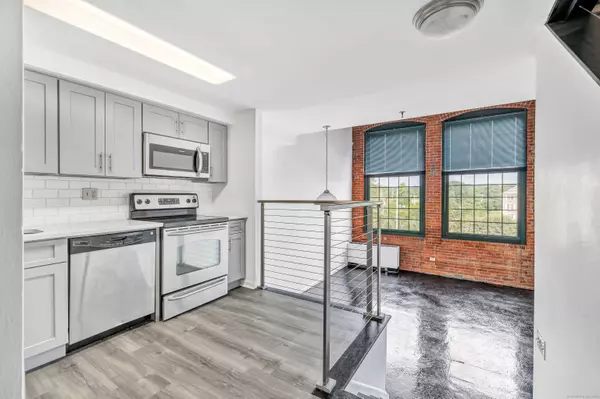 25 Grand Street #APT 232, Norwalk, CT 06851