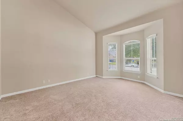 918 Avery Parkway, New Braunfels, TX 78130