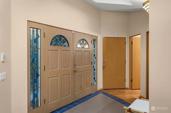 8538 NE Juanita DR, Kirkland, WA 98034