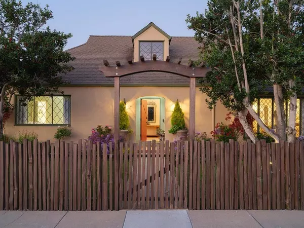 703 Ocean AVE, Monterey, CA 93940