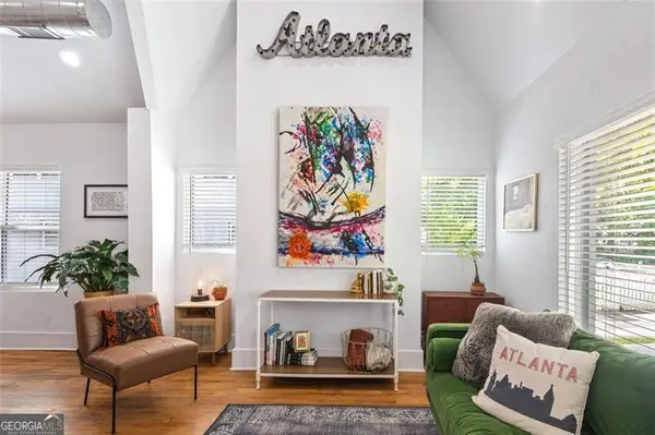 121 HOLIDAY, Atlanta, GA 30307