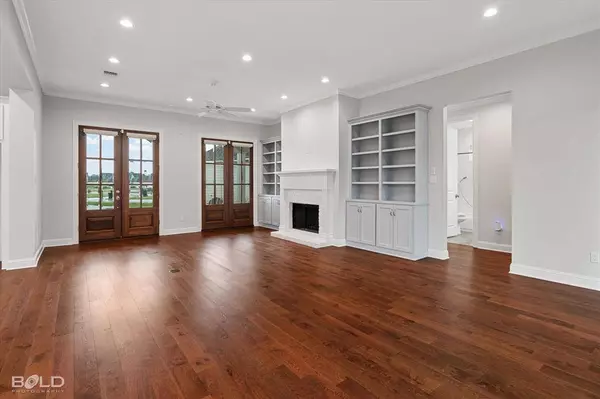 2120 Old Grove Circle, Shreveport, LA 71106