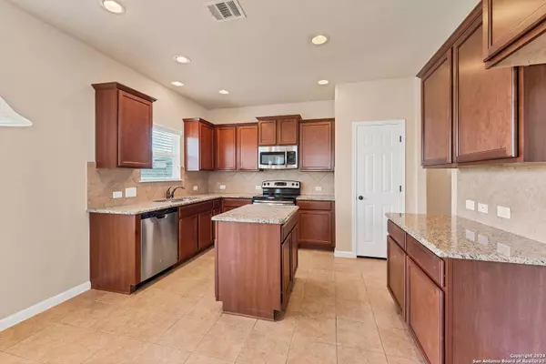 918 Avery Parkway, New Braunfels, TX 78130