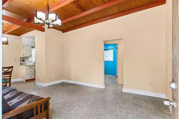 5417 18TH AVE S, Gulfport, FL 33707