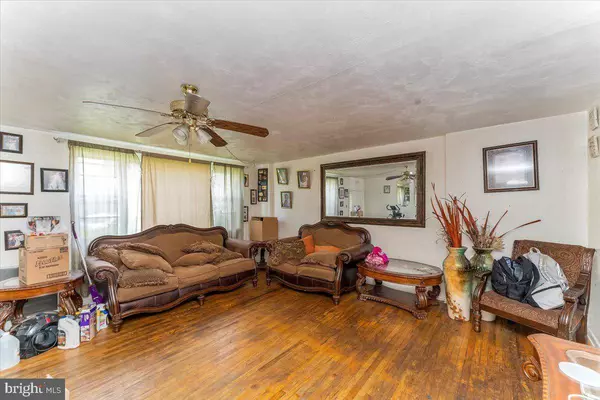 1642 POWELL RD, Brookhaven, PA 19015