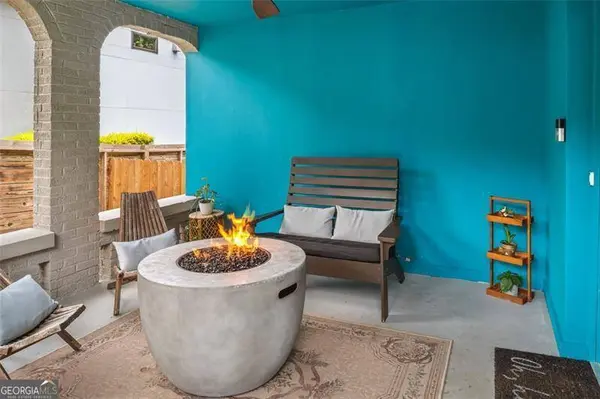 121 HOLIDAY, Atlanta, GA 30307