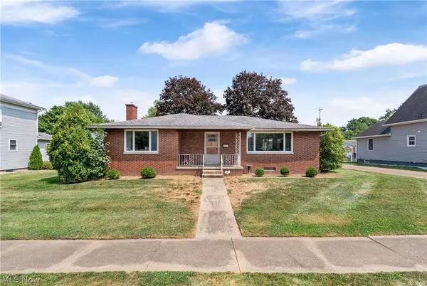 433 Park AVE NE, Bolivar, OH 44612