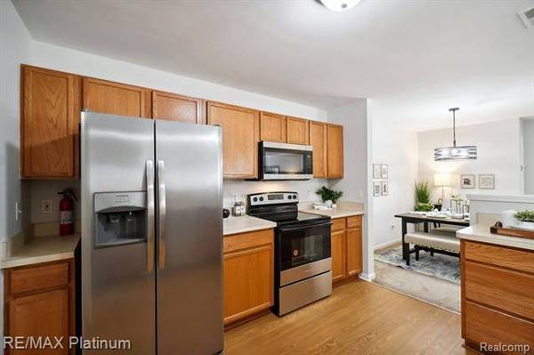 4023 HAMPTON RIDGE Boulevard, Howell, MI 48843