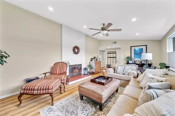 1714 Labrador DR, Costa Mesa, CA 92626