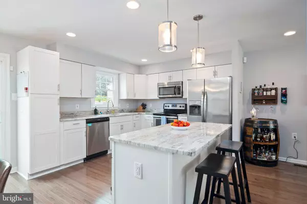 3050 SEMINOLE RD, Woodbridge, VA 22192