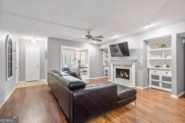 211 River Mill CIR, Roswell, GA 30075