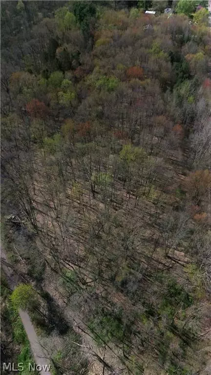 Erie AVE NW, Canal Fulton, OH 44614