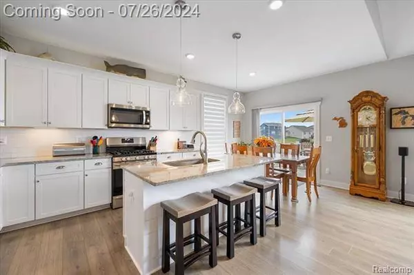 458 Trestle Drive, Howell, MI 48843