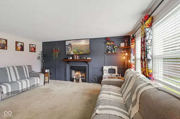 1652 Orchestra WAY, Indianapolis, IN 46231