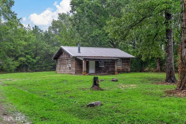 593 Bessie Road, Coushatta, LA 71019