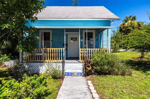 127 N MONROE AVE, Arcadia, FL 34266