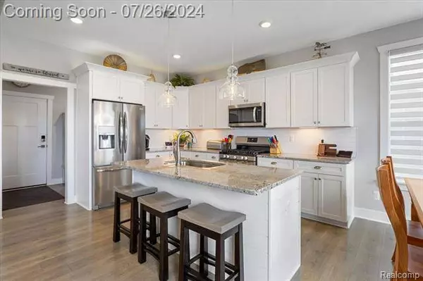 458 Trestle Drive, Howell, MI 48843