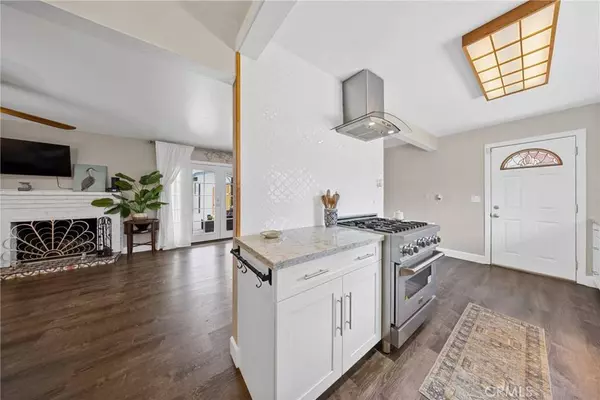 609 Hibiscus DR, Redlands, CA 92373