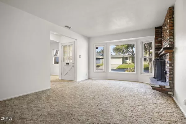 3240 Strathmore DR, Ventura, CA 93003