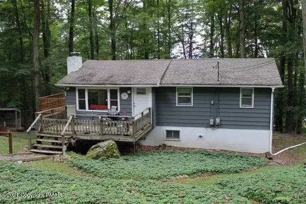 168 Ski Trl, Pocono Lake, PA 18347-7921