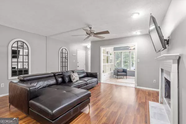 211 River Mill CIR, Roswell, GA 30075